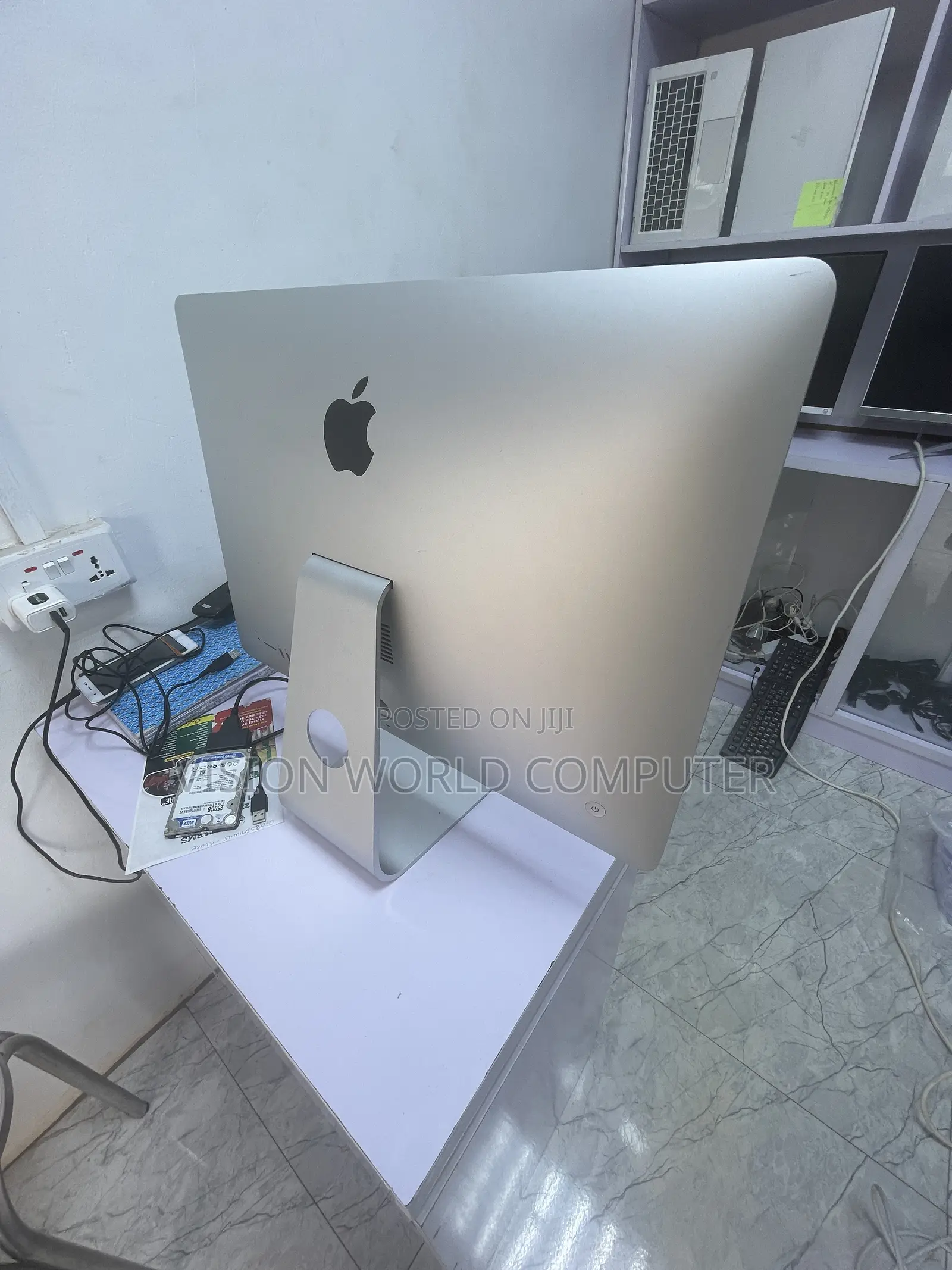 Desktop Computer Apple iMac 8GB Intel Core i5 HDD 1T