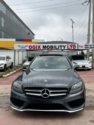 Mercedes-Benz C300 2016 Gray