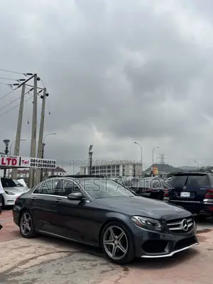 Mercedes-Benz C300 2016 Gray