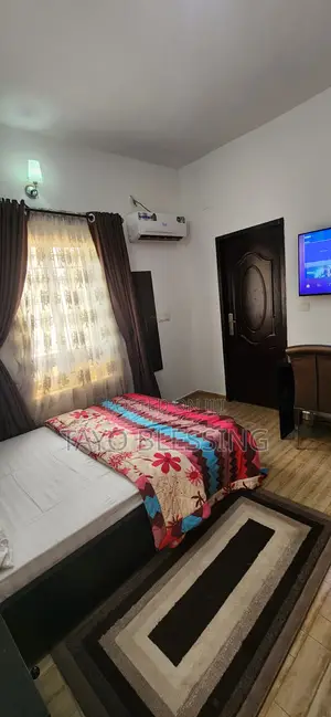 Furnished 2bdrm Block of Flats in Rockvale Manor, Zone B for rent