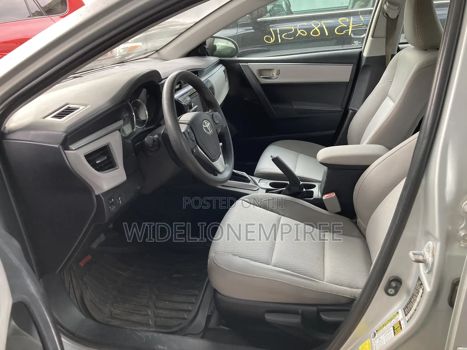 Toyota Corolla 2016 Silver