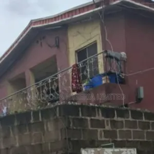 3bdrm Block of Flats in Fagba for sale