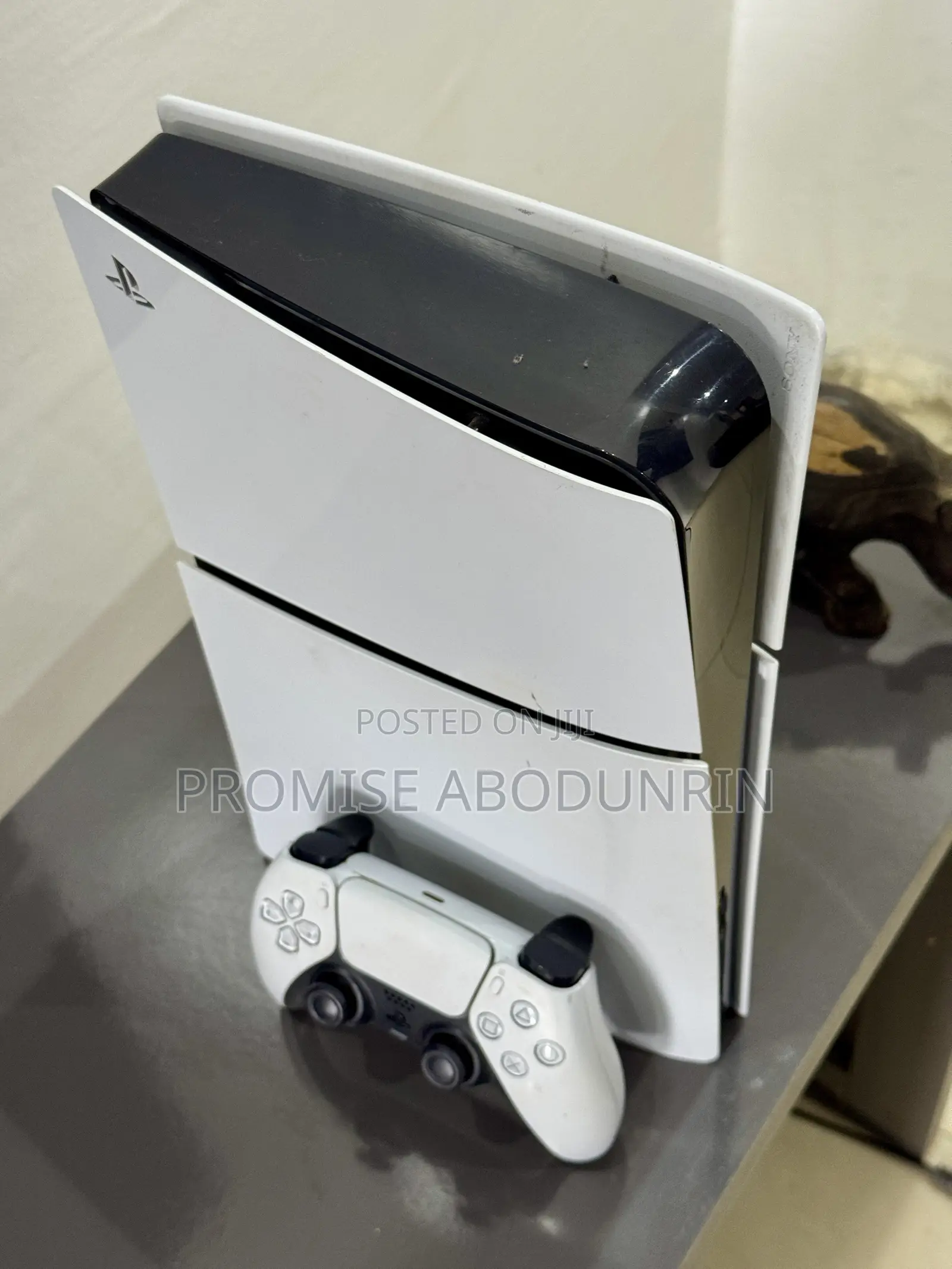 PS5 Slim + Games