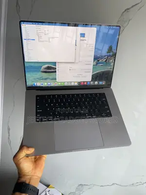 Laptop Apple MacBook Pro 2021 M1 Max 64GB Apple M1 Max SSD 1T