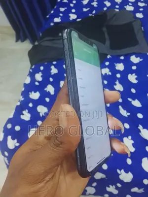 Apple iPhone X 64 GB Black