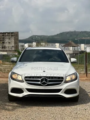 Mercedes-Benz C300 2018 White