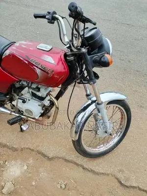 Bajaj Boxer 2015 Red