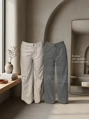 Straight Jeans