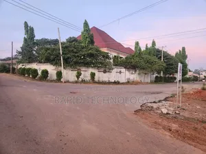 10bdrm Duplex in Kaduna / Kaduna State for sale
