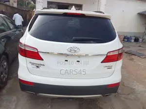 Hyundai Santa Fe 2016 White