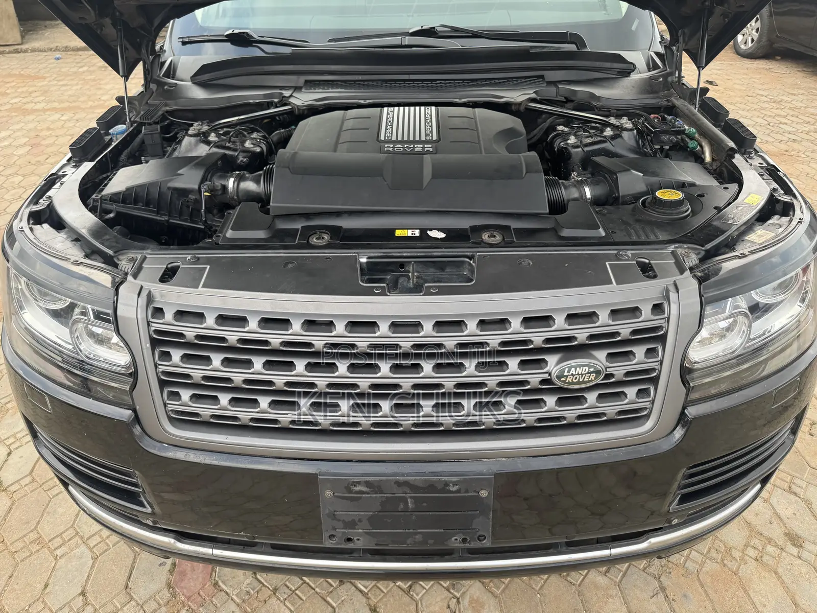 Land Rover Range Rover Vogue 2014 Black