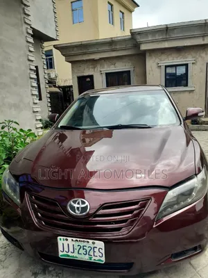 Toyota Camry 2009 Red
