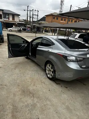 Hyundai Elantra Limited 2012 Gray