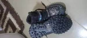 Female Stones Shoe