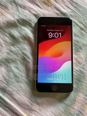 Apple iPhone SE 64 GB White