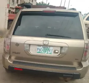 Honda Pilot EX-L 4x4 (3.5L 6cyl 5A) 2005 Gold