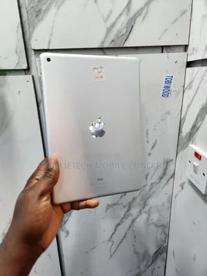 Apple iPad (2022) 64 GB Gray