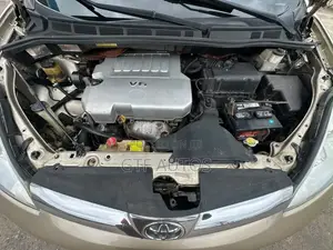 Toyota Sienna XLE Limited 2008 Gold