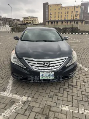 Hyundai Sonata Limited 2.0T Sedan (2.0L 4cyl 6A) 2011 Blue