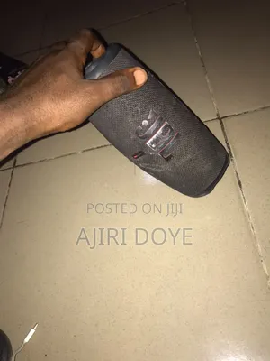 JBL Charge 5