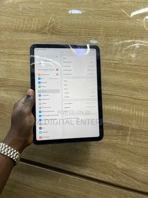 Apple iPad (2025) 128 GB Blue
