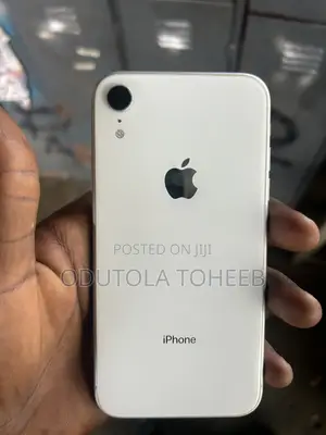 Apple iPhone XR 128 GB White