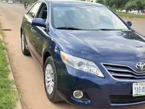 Toyota Camry 2011 Blue