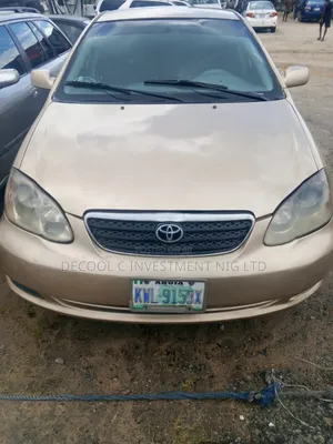 Toyota Corolla LE 2006 Gold