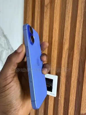 Apple iPhone 16 128 GB Blue