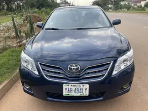 Toyota Camry 2010 Blue