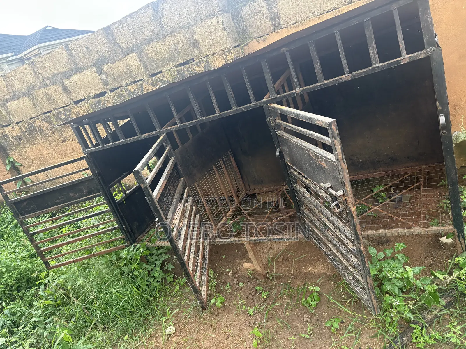 Three Room Dog Cage