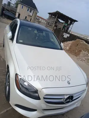 Mercedes-Benz C300 Base 4Matic Sedan AWD (2.0L 4cyl 7A) 2016 White
