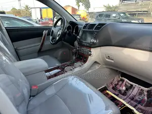 Toyota Highlander 2013 Black