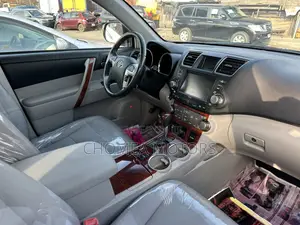 Toyota Highlander 2013 Black