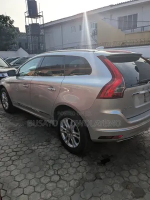 Volvo XC60 3.2 Premier Plus AWD 2015 Silver