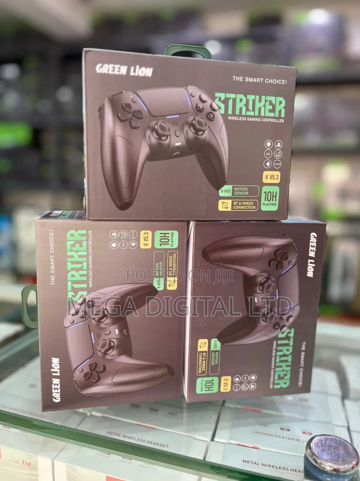 Green Lion Striker Wireless Gaming Controller.