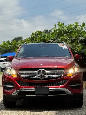 Mercedes-Benz GLE-Class GLE 350 2017 Red