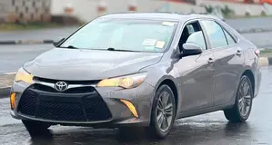 Toyota Camry 2017 Gray