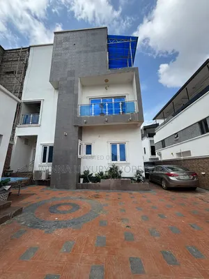 Furnished 6bdrm Duplex in Ochacho Estate, Life Camp for sale
