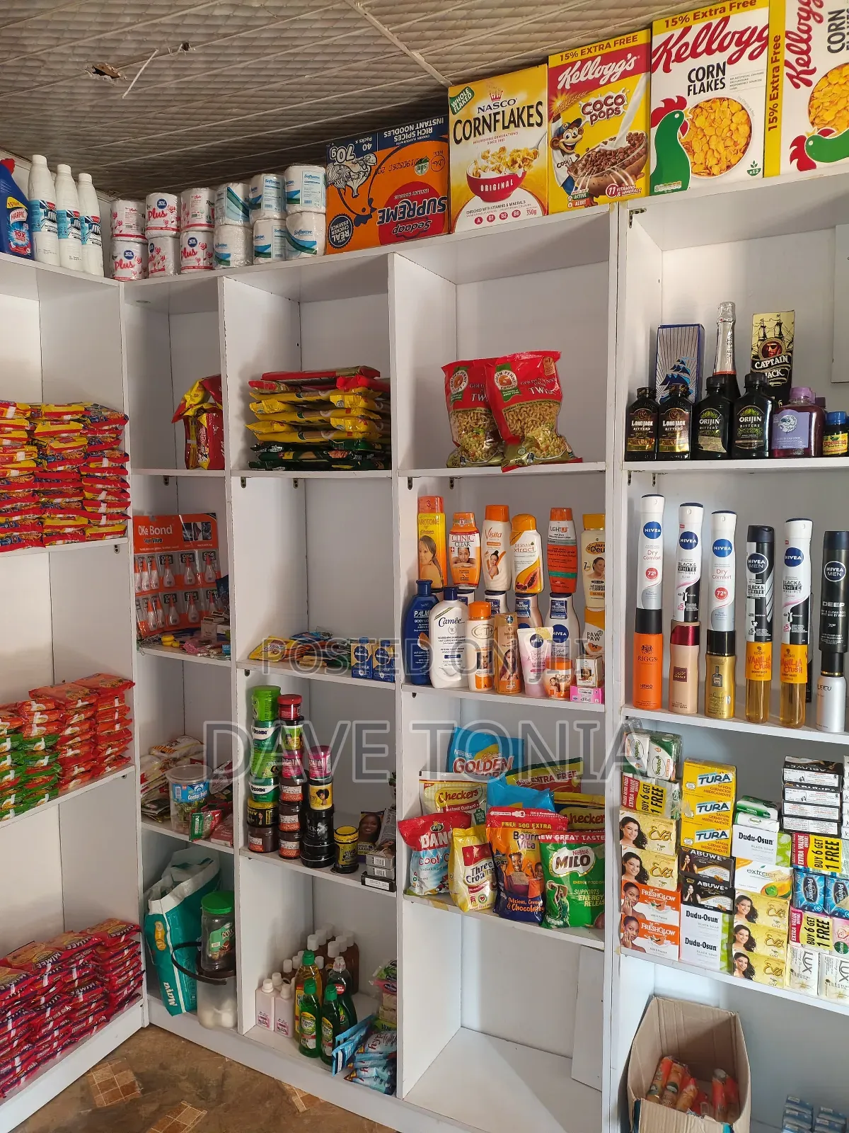 4 Phase Shop Shelves