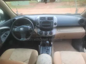 Toyota RAV4 3.5 4x4 2011 Gray