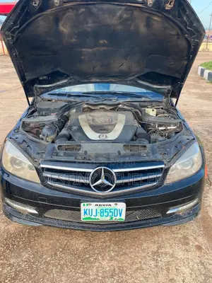 Mercedes-Benz C300 2008 Black