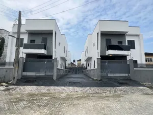 4bdrm Duplex in Ado Road Lagos for sale