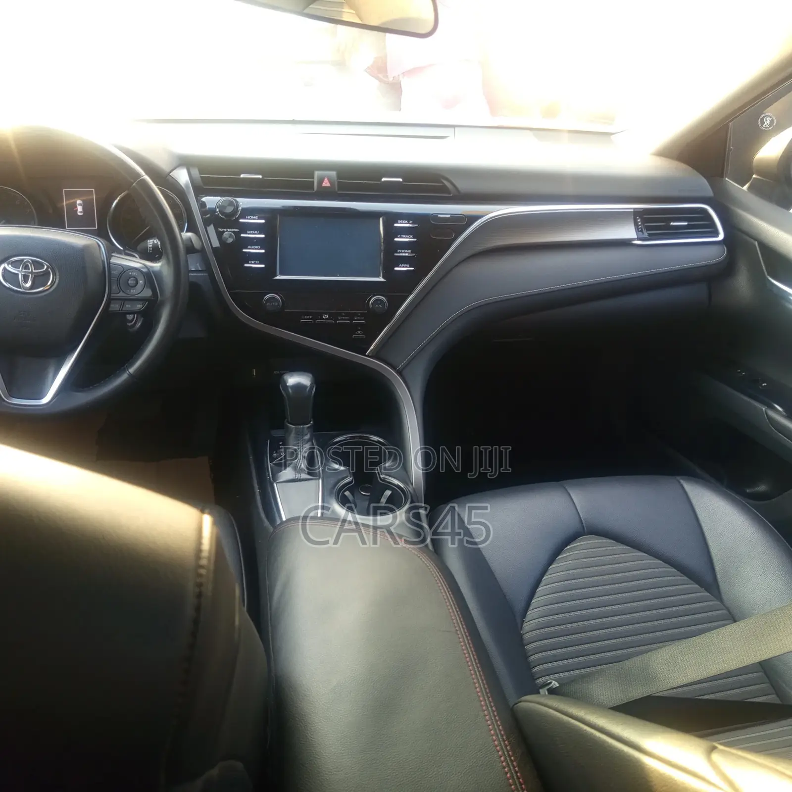 Toyota Camry 2018 Black