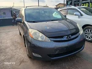 Toyota Sienna 2006 Gray