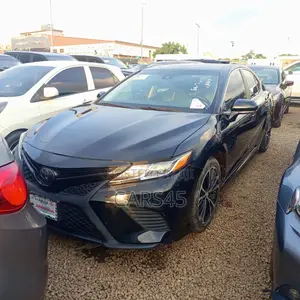 Toyota Camry 2018 Black