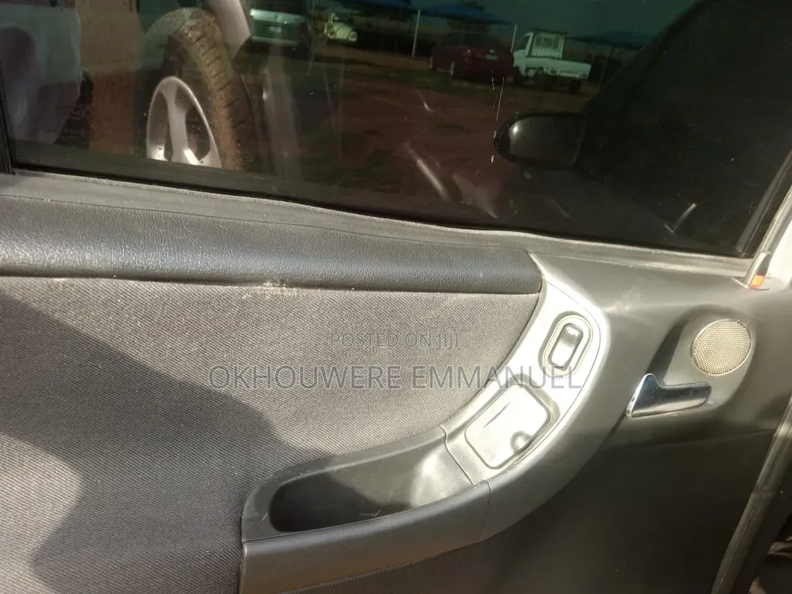 Opel Astra 2000 Silver