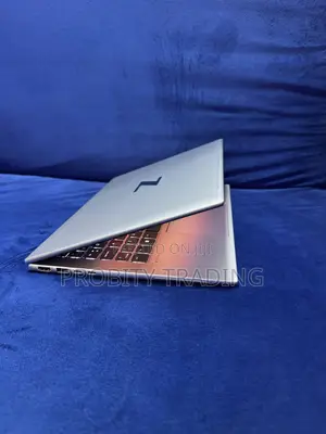 Laptop HP ZBook Firefly G9 32GB Intel Core i7 SSD 1T