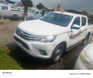 Toyota Hilux 2018 White