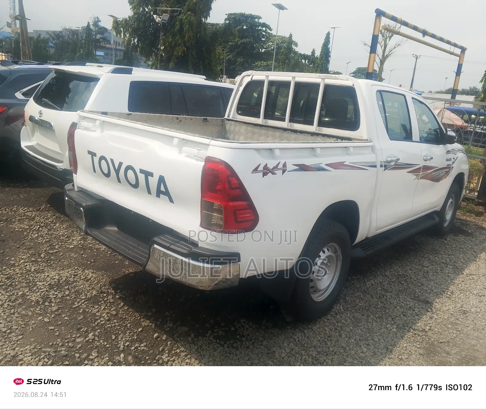 Toyota Hilux 2018 White